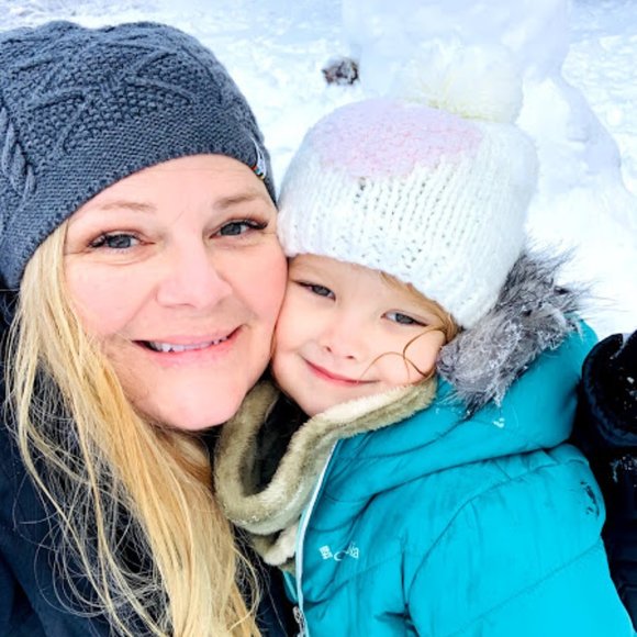 Meet your Posher, Kelli - Picture 2 of 2